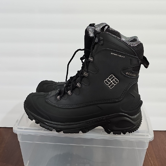 Columbia Black Rain & Snow Boots with Rugged Design - Picture 1 of 4